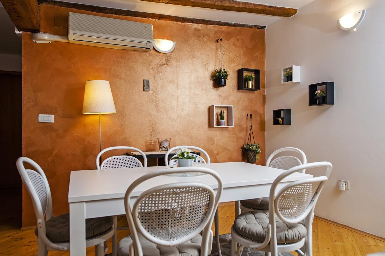 Apartment Marconi Rovinj Exteriör bild