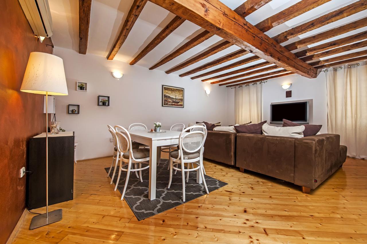 Apartment Marconi Rovinj Exteriör bild