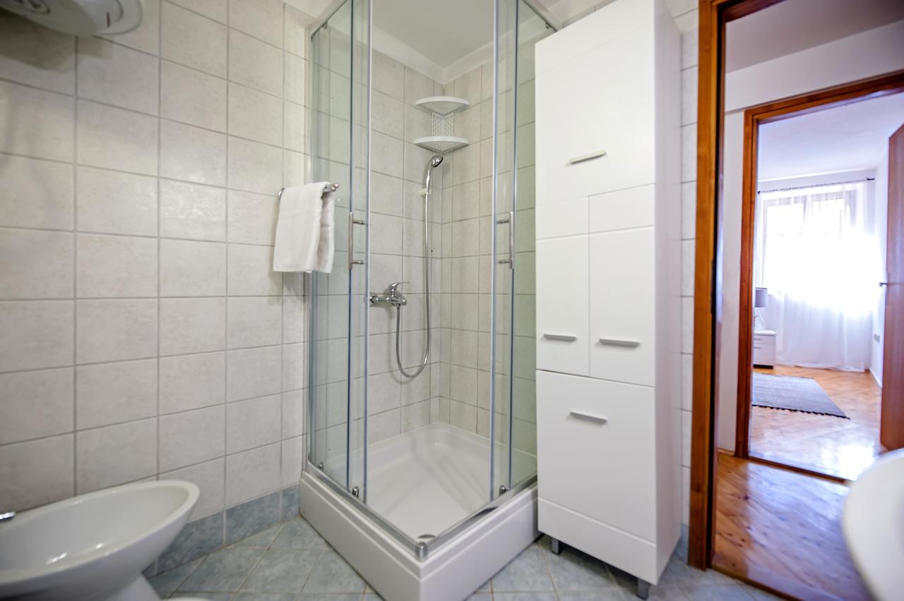 Apartment Marconi Rovinj Exteriör bild
