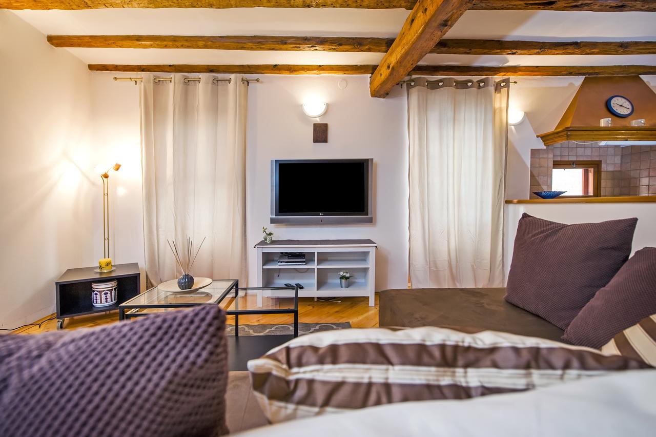 Apartment Marconi Rovinj Exteriör bild